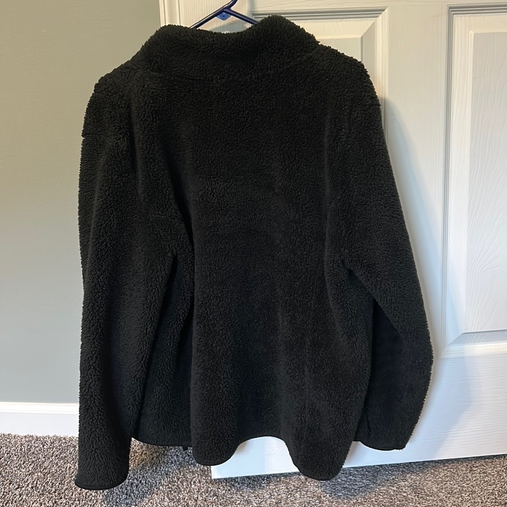 XL black Onyx zip up